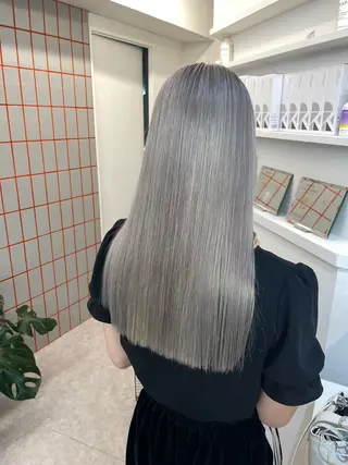 ロング 韓国ハイトーン🦋 hikariのヘアスタイル