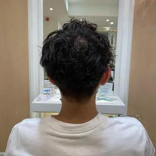 ショート パーマ メンズ メンズ特化型美容師 栗山勇人のヘアスタイル