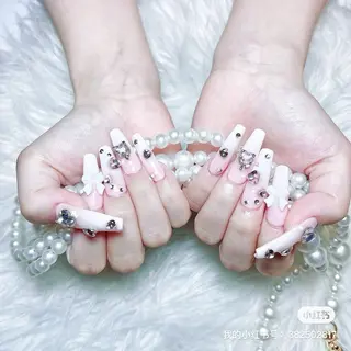 ネイル ☁️Yun nail Rin☁️のネイルデザイン