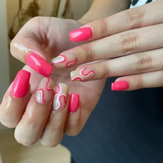 ネイル revia所属・ERI Nailistのネイルデザイン