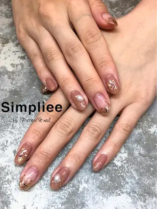 ネイル Nail&Beaut yコルン 長坂のネイルデザイン