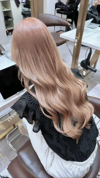 ロング カラー ヘアアレンジ yuuto🌈 冬の透け感カラーのヘアスタイル