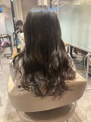 ロング パーマ 野村 ゆいのヘアスタイル