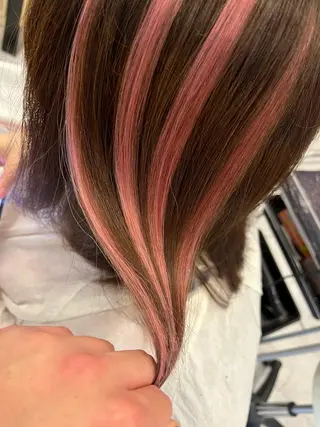 ロング ケアブリーチ&シール エクステの店和田翔莉のヘアスタイル