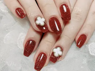 ネイル Queening 🦋のネイルデザイン