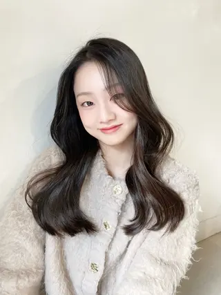 カラー amoretto 🩶るのんのヘアスタイル