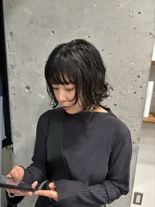 ミディアム パーマ ヨシオカ チオリのヘアスタイル