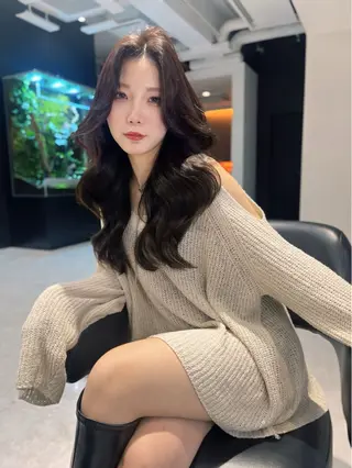 ロング 海野翔吾🇨🇳 ワンホンレイヤーのヘアスタイル