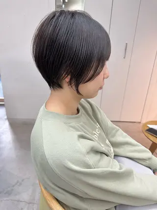 ショート カラー mee.urawa所属・似合わせショート×透 明感/やじまたかしのヘアスタイル