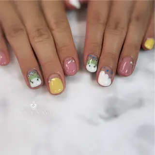 ネイル アトリエ　ミモザ所属・いまむら あかりのネイルデザイン