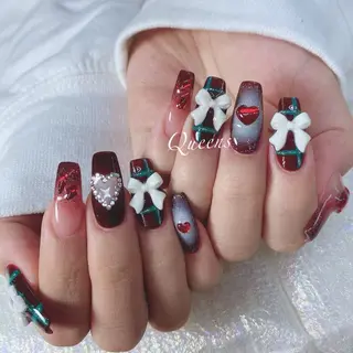 ネイル Queens テイのネイルデザイン