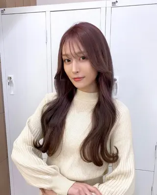 ロング 山本 紗代のヘアスタイル