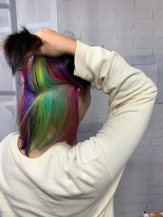 ミディアム じょん 。のヘアスタイル