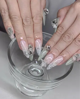 ネイル num-fi Aiのネイルデザイン