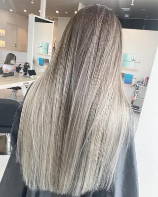 ロング カラー ヘアアレンジ ネイル マツエク・マツパ アイブロウ 井上 一平のヘアスタイル