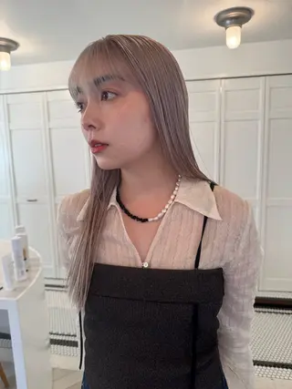 カラー ブリーチカラー🎀 韓国風/寺門美優のヘアスタイル