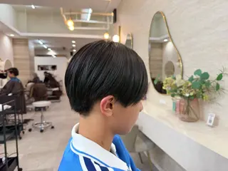 ショート カラー パーマ 🦁おとは🦁 EssbyLovisのヘアスタイル