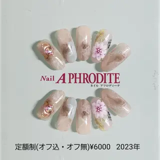 ネイル Nail  Aphroditeのネイルデザイン