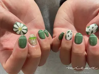 ネイル . ネイルMARIA🌼のネイルデザイン