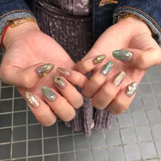 ネイル 河野 弥月のネイルデザイン