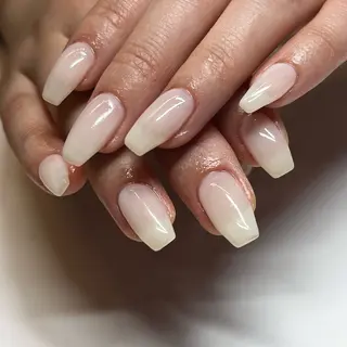 ミディアム watabe .のネイルデザイン