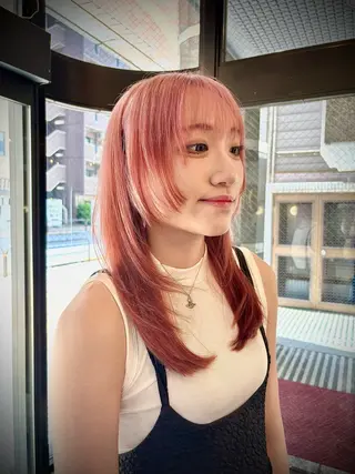 ロング 🫧透明感カラーレイ ヤースタイル松浦元海のヘアスタイル