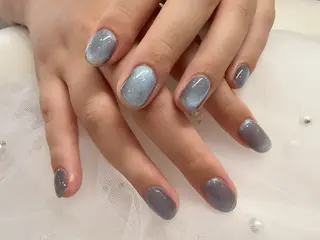 ネイル Fairyフェアリーネイルサロン所属・シズ セキのネイルデザイン