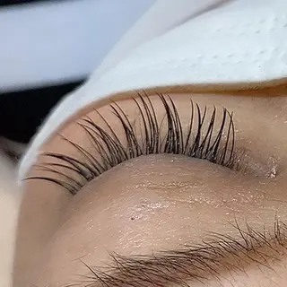 マツエク・マツパ mili吉祥寺店【ミリ】まつげパーマ/パリジェンヌ/LEDエクステ/バインドロック所属・mili 🧸kinaのマツエク・マツパデザイン