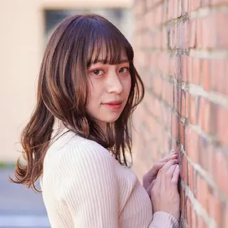 セミロング 美髪✨LAKOLA  池袋✨のヘアスタイル