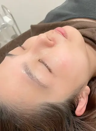 Unknown.姫路店所属・Unknown. しずかの眉毛・アイブロウイメージ