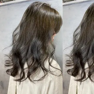 ロング カラー ツキノキ ミナのヘアスタイル