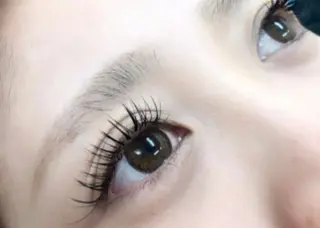 マツエク・マツパ meilleur prunelleのエステ・リラクイメージ