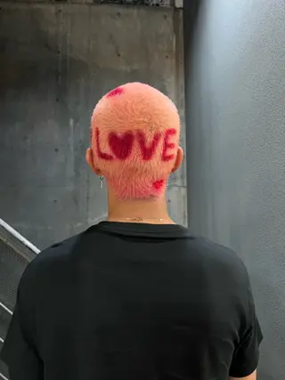 カラー メンズ AOI 　ヘアカラ ー / ブリーチのヘアスタイル