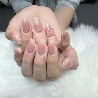 ネイル 🎀nana🫧 ワンホンネイル🎀のネイルデザイン