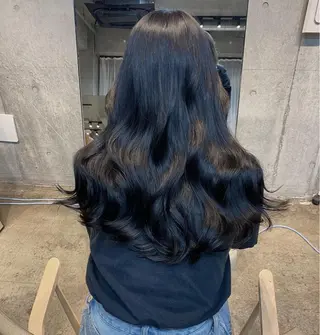 ロング 飯田 みづきのヘアスタイル