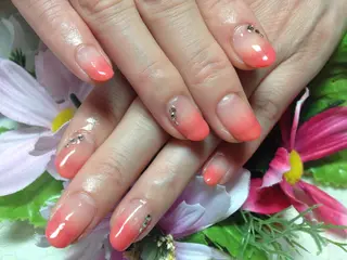 ショート SINCERELY シンシアリー🌈のネイルデザイン