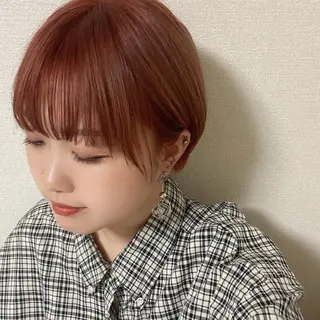 ショート カラー あやめ【顔まわり/レ イヤー/柔らかカラ】のヘアスタイル