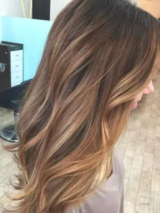 ロング カラー パーマ ヘアアレンジ R3 Eyelash RSKのマツエク・マツパデザイン