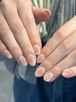 ネイル 🎀韓国レイヤー特化 🎀ベージュ/ミクのヘアスタイル