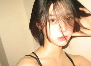 ショート レイヤー/柔色 カラー/SAkiのヘアスタイル