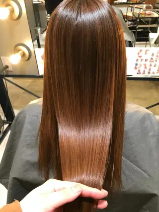 セミロング 横山 菜摘のヘアスタイル