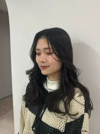 ミディアム 中村 帆花のヘアスタイル