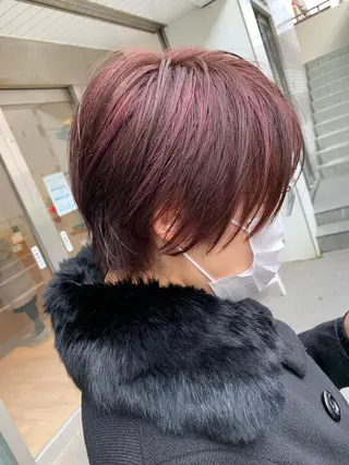 ショート カラー 白髪ぼかしハイライト 柳川拓哉のヘアスタイル