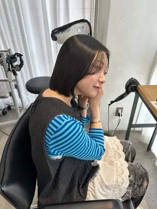 ショート REINA☁️透明感 カラー/ぷつっと♡のヘアスタイル