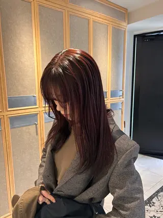 カラー miko🪽地毛風/ ハイトーン/レイヤーのヘアスタイル