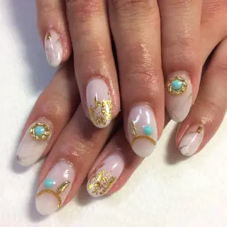 ネイル VIOLUS所属・VIOLUS 関目のネイルデザイン