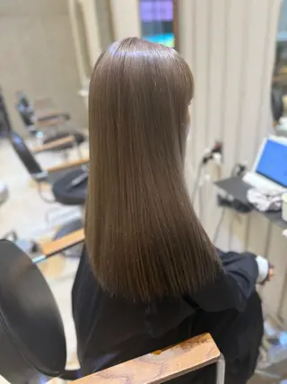ロング カラー サラツヤ縮毛 矯正✨meguのヘアスタイル