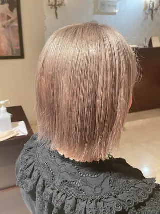 ショート カラー カラースペシャリスト ・齊藤 羽瑠輝のヘアスタイル