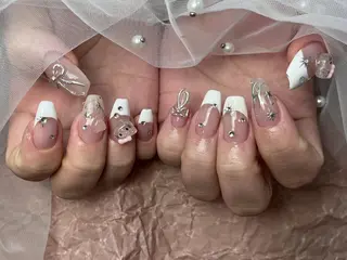 ネイル ToliyDeliy Nail Salonのネイルデザイン