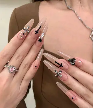 ネイル u1salon所属・ゆい ユイのネイルデザイン